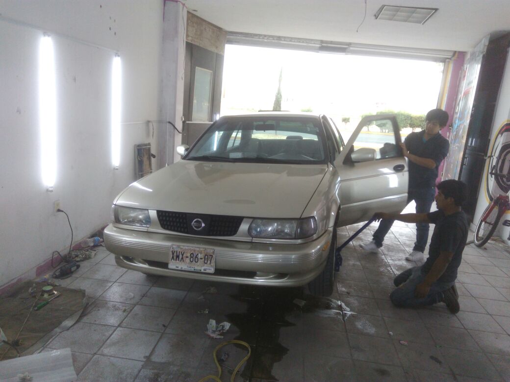 Roban vehículo en La Loma Xicohténcatl